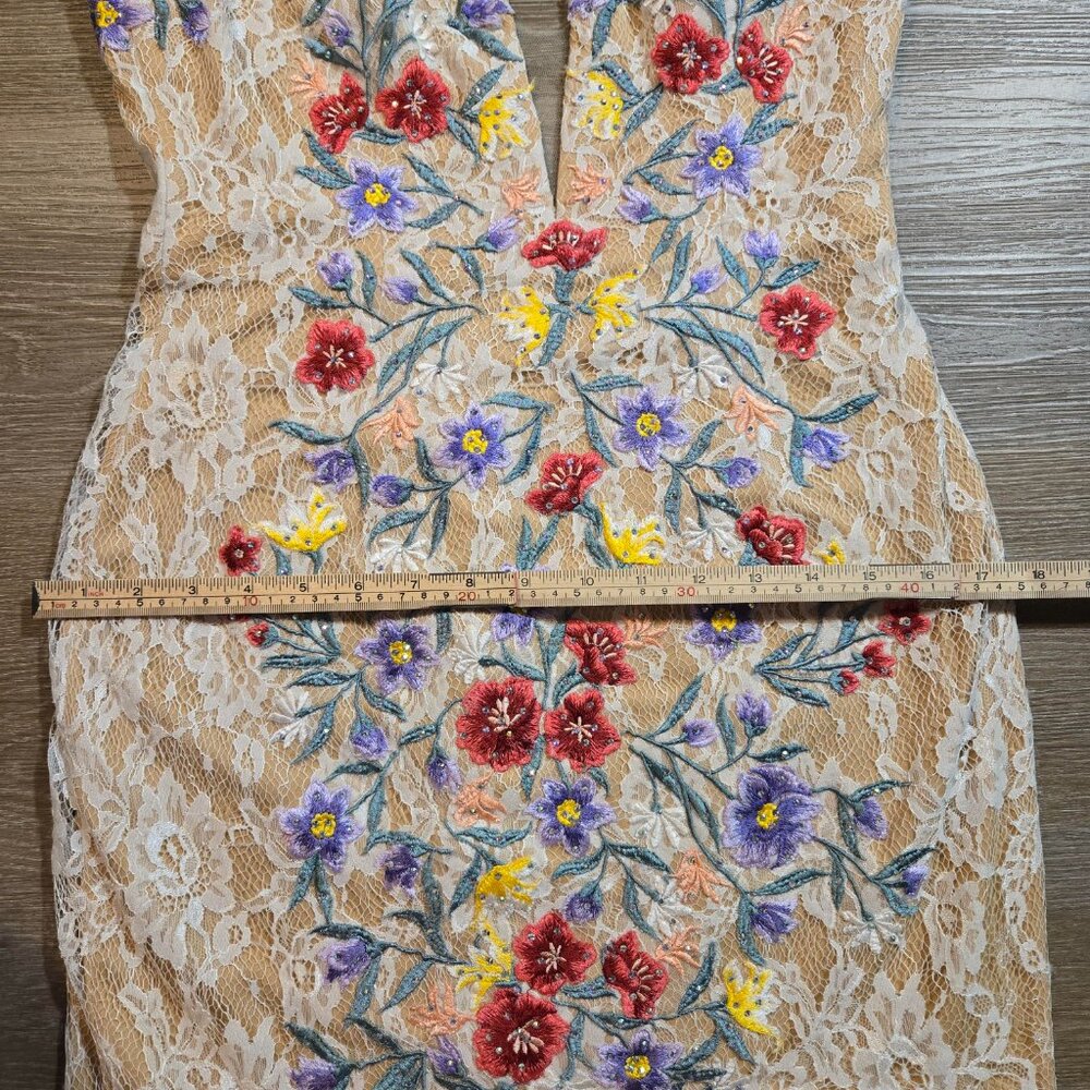 Jovani Floral Embroidered Mini Dress Size 10 Plunge Neckline Sequins All Over - Picture 8 of 13